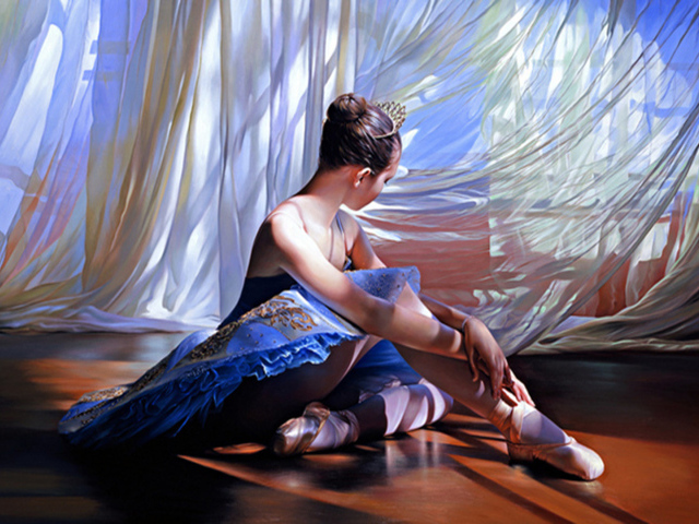 Балерина на полу