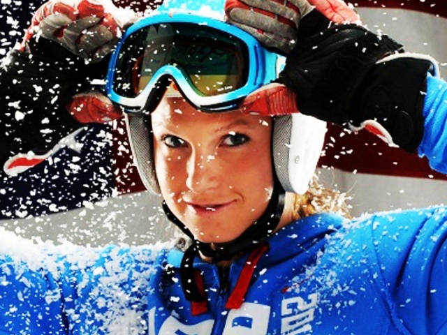 Обладательница бронзовой медали американская лыжница Джулия Манкусо на олимпиаде в Сочи 
