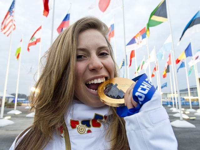Чешская сноубордистка  Ева Самкова обладательница золотой медали