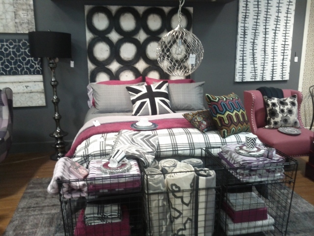 Темные тона в спальне