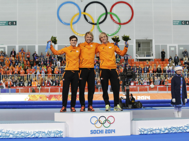 Голландский конькобежец Ян Смеекенс обладатель серебряной медали