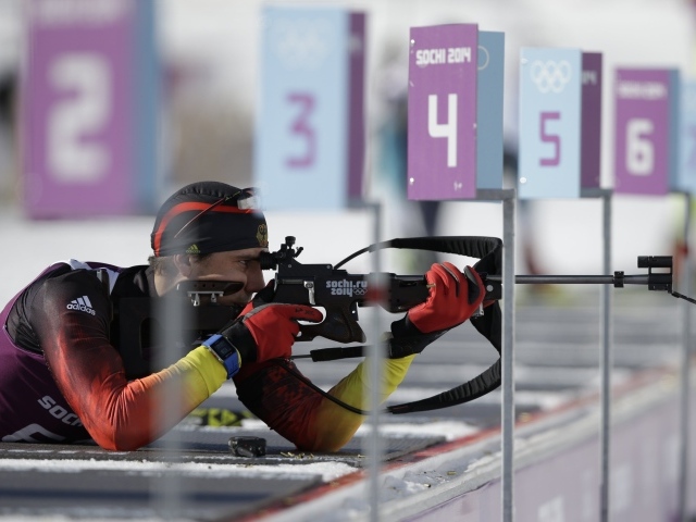 Немецкий биатлонист Арнд Пайффер на олимпиаде в Сочи