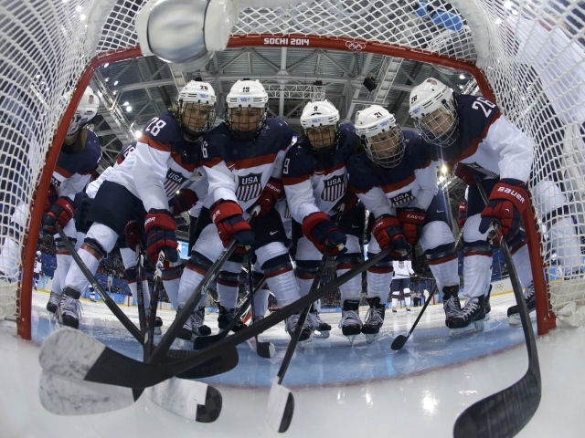 Хоккей сборная Америки серебряная медаль в Сочи 2014 год