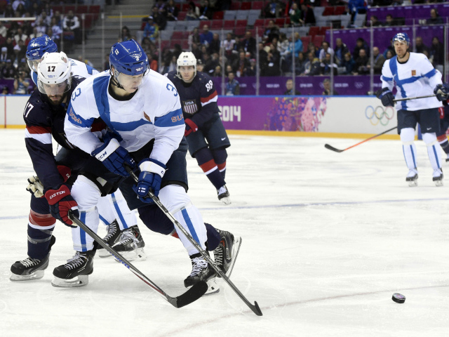 Обладатели бронзовой медали Финские хоккеисты