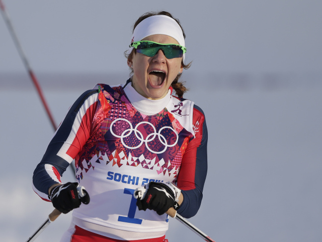 Майкен Касперсен Фалла из Норвегии золотая медаль на олимпиаде в Сочи 2014 год