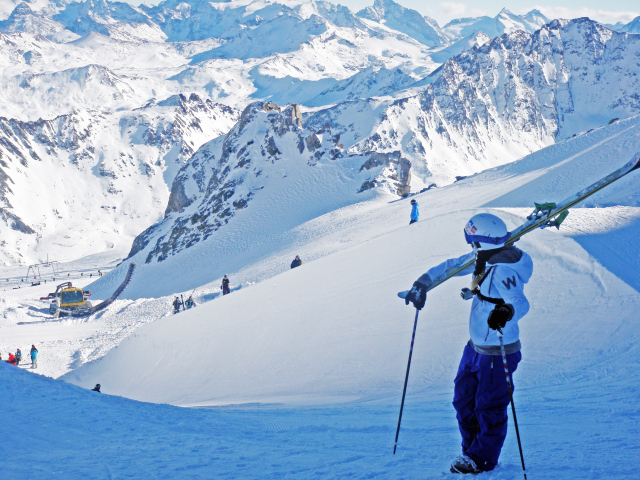 Мари Мартинод французская фристайлистка серебряная медаль на олимпиаде в Сочи 2014 год