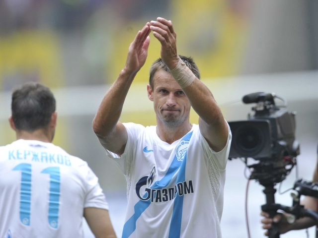 Сергей Семак полузащитник клуба Зенит