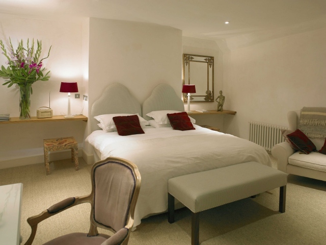 Романтический дизайн спальни