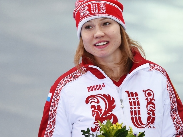 Обладательница серебряной медали в дисциплине скоростной бег на коньках Ольга Фаткулина из России