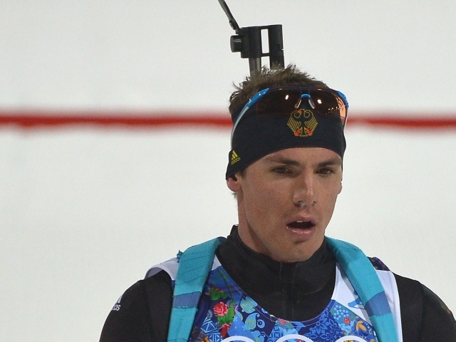 Симон Шемпп немецкий биатлонист обладатель серебряной медали в Сочи