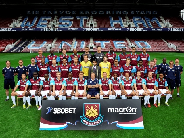 Лучший футбольный клуб Англии Вест Хэм Юнайтед