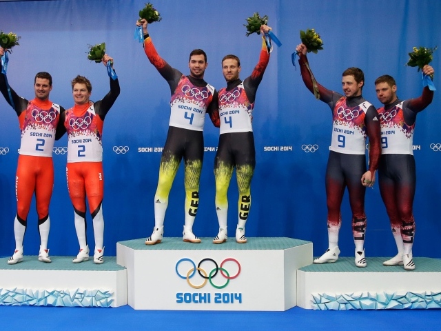 Тобиас Арльт и Тобиас Вендль немецкие саночники обладатели золотых медаль в Сочи