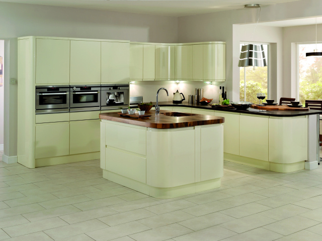 Белая кухня