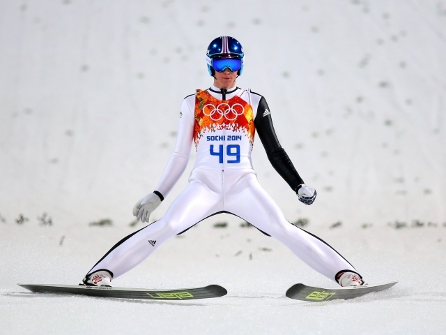 Обладатель серебряной и бронзовой медали словацкий прыгун с трамплина Петер Превц на олимпиаде в Сочи