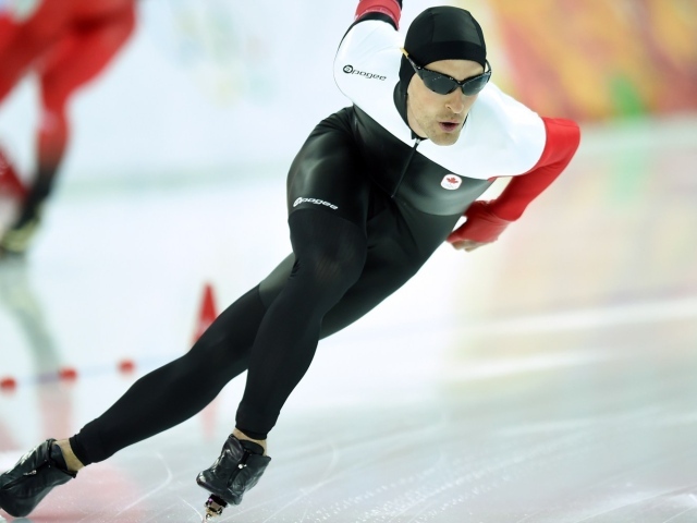 Обладатель серебряной и бронзовой медали в дисциплине скоростной бег на коньках Денни Моррисон из Канады