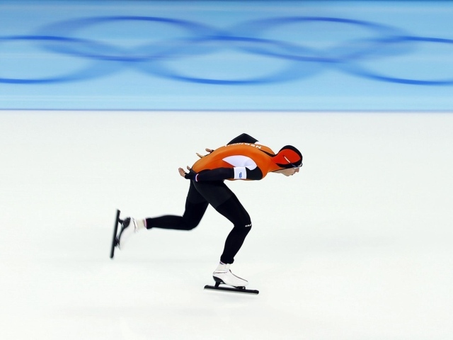 Обладатель серебряной медали в дисциплине скоростной бег на коньках Ян Блокхёйсен на олимпиаде в Сочи
