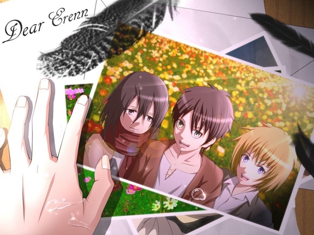 Фото на столе в манге  Атака Титанов