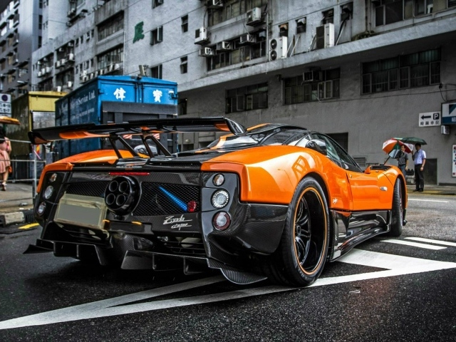Сильный автомобиль Pagani Zonda Cinque