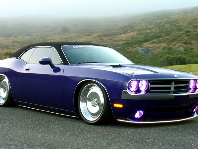 Синий Dodge Challenger Mods