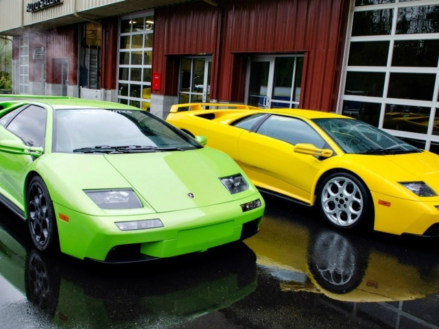 Яркие Lamborghini Diablo