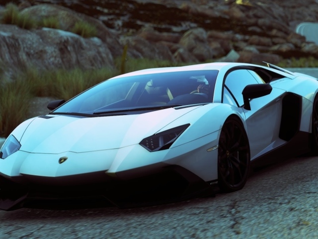 Нежно голубой цвет авто Ламборгини