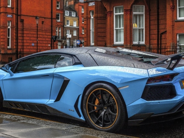 Великолепный Lamborghini Aventador LP 700-4