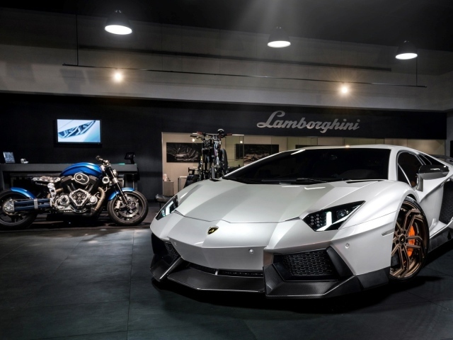 Белый Lamborghini Aventador Новитек Торадо