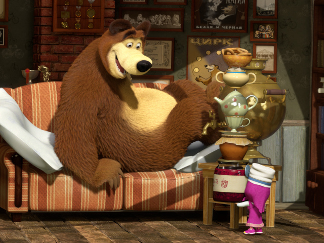 Маша зовет медведя пить чай, мультфильм Маша и медведь