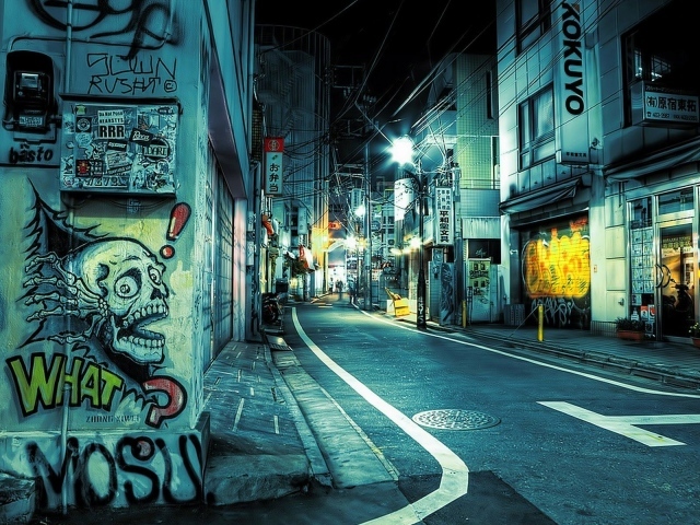 Граффити на стенах в городе в Японии