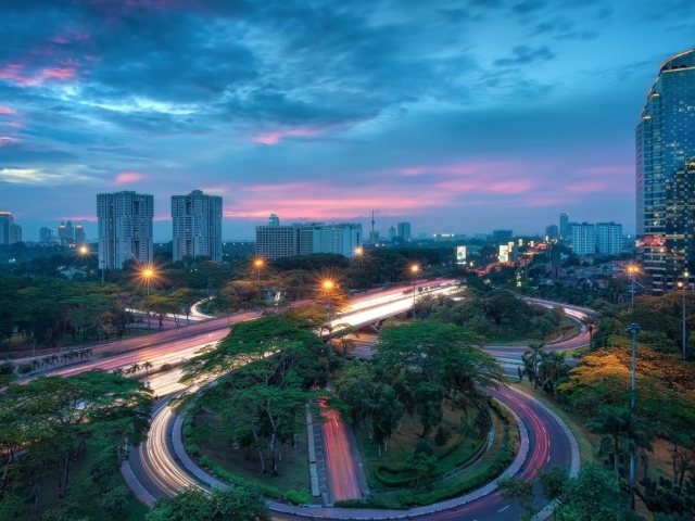 Развязка на автостраде в городе