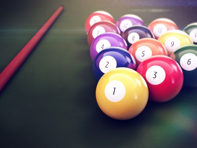 Кий и бильярдные шары