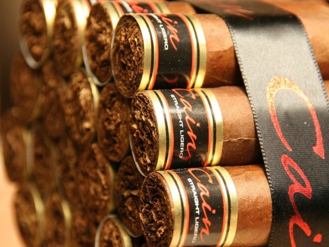 Дорогие кубинские сигары