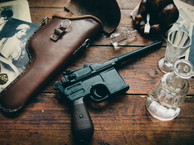 Пистолет Mauser C96