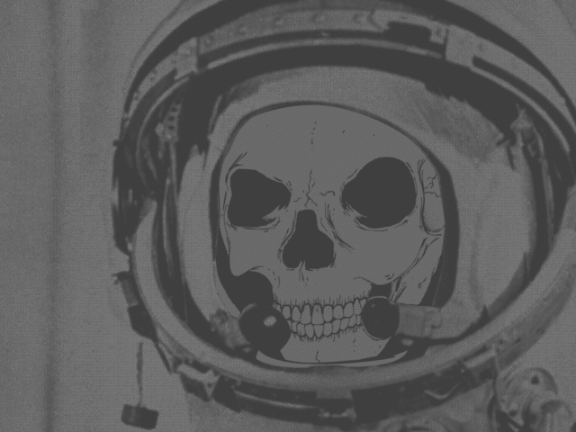 Череп космонавта в скафандре