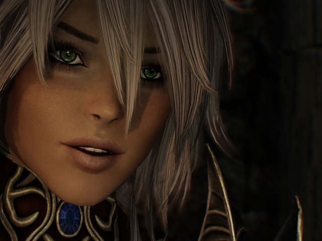 Белокурая ведьма с зелеными глазами