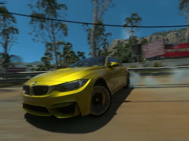 Желтый БМВ в игре Driveclub