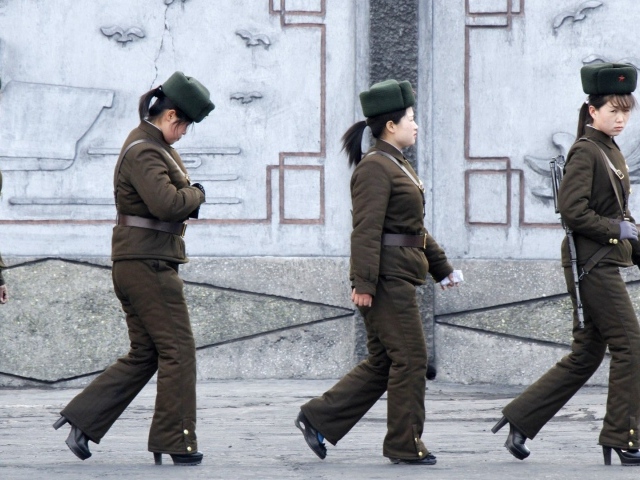 Девушки Северной Кореи