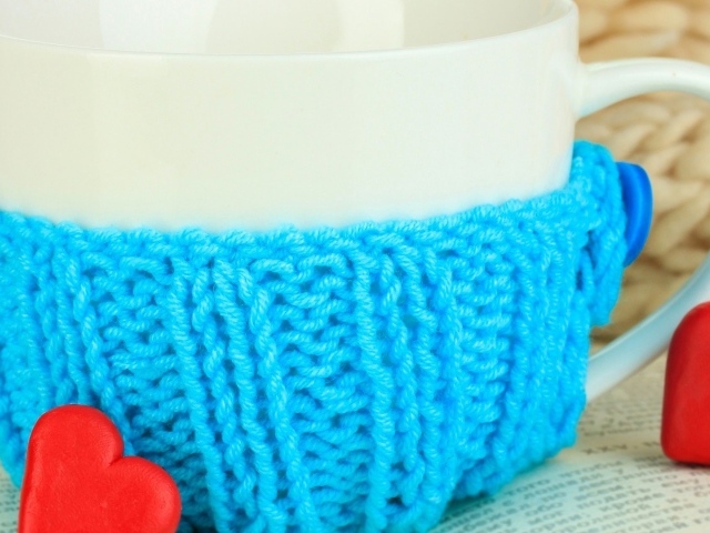 Чашка в теплом наряде