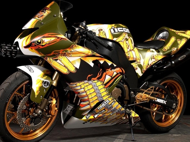 Яркий мотоцикл Хонда