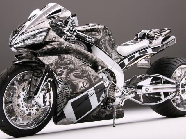 Спортивный мотоцикл Yamaha R1