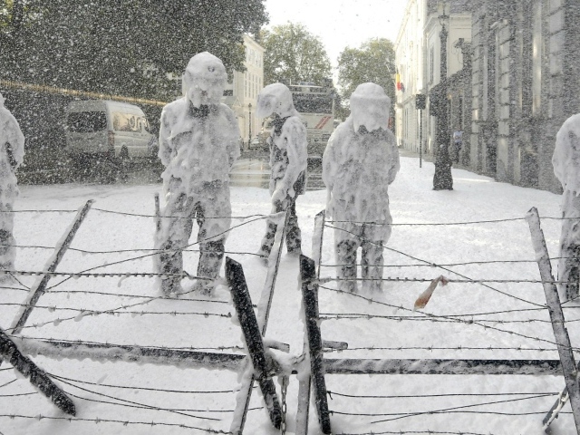 Полиция Брюсселя на забастовке бельгийских пожарных