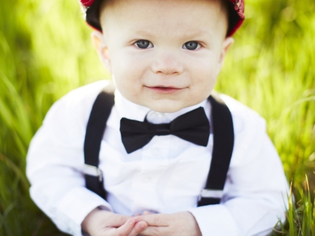Мальчик в парадном наряде