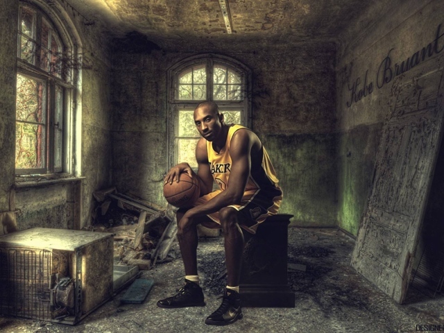 Баскетболист в заброшенном доме