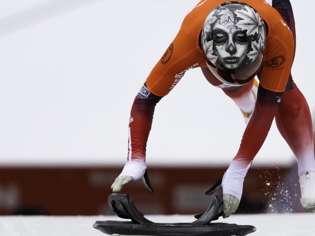 Рисунок на шлеме спортсмена