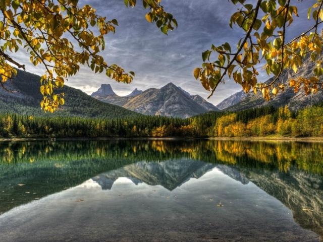 Осень в горах Канады