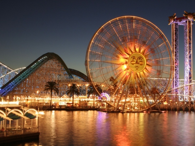 Символ солнца на колесе обозрения