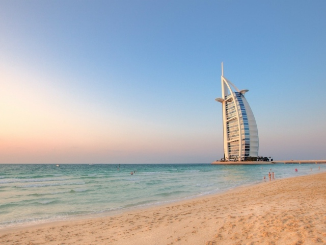 Бурдж аль-Араб - роскошный отель в Дубае