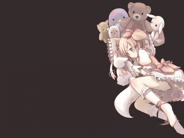 Девочка со своими игрушками, аниме Девочка-волшебница Мадока