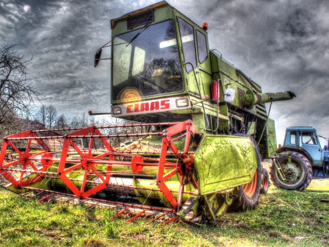 Уборочный комбайн для сельского хозяйства