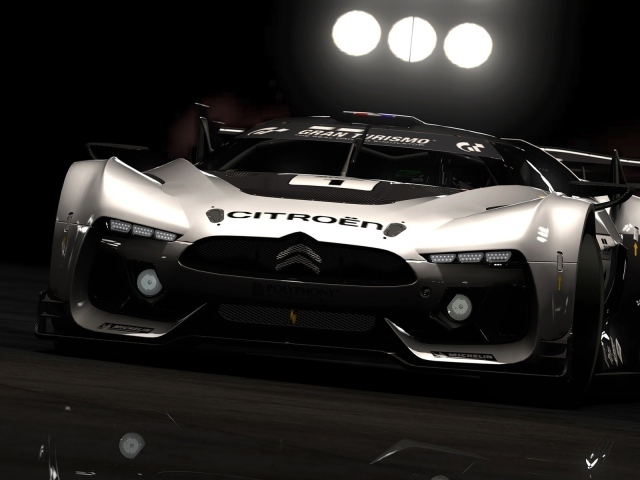 Серебристый Citroën Gran Turismo